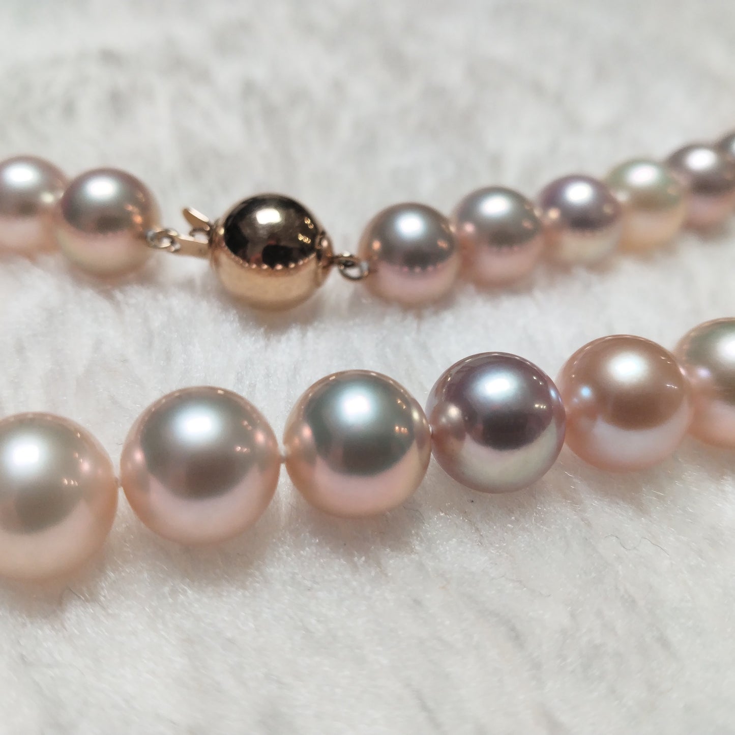 Amazing natural color FW pearl necklace round 10mm 14k gold clasp