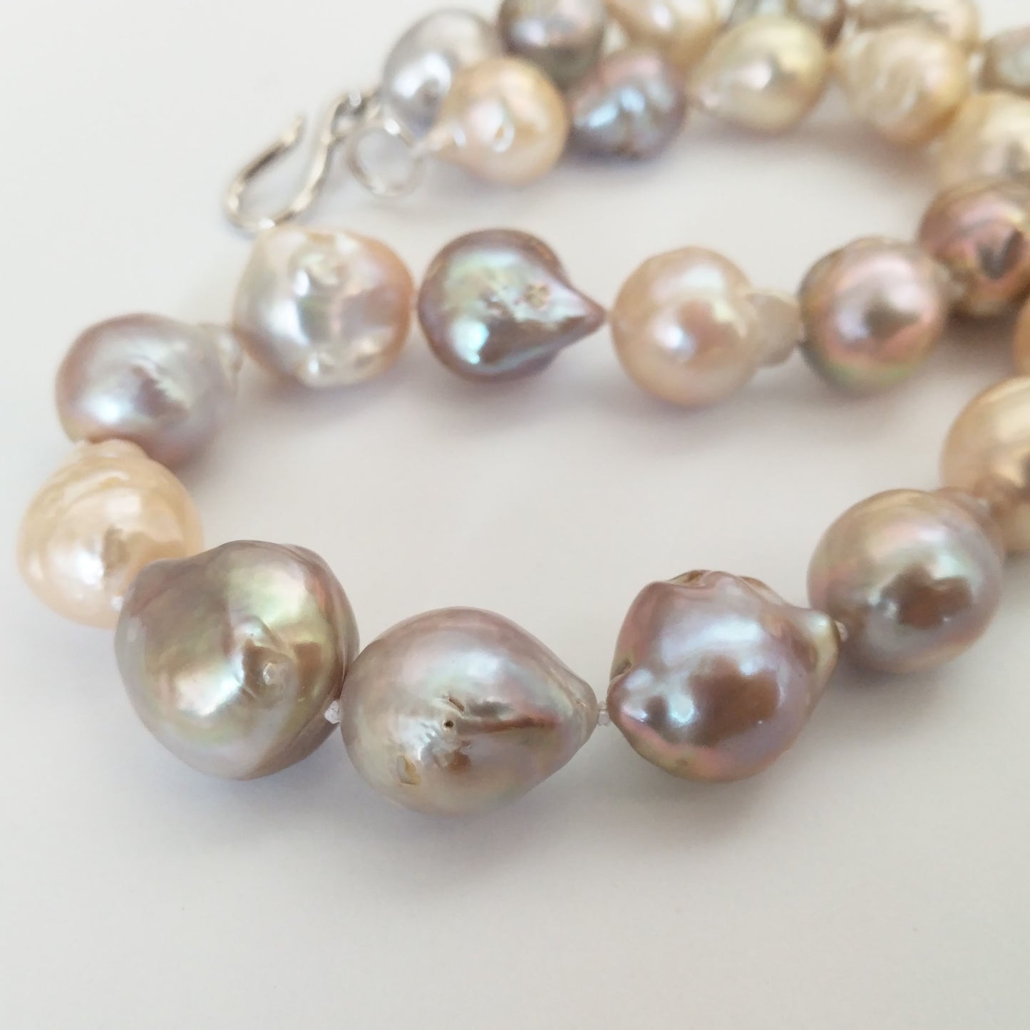 Gorgeous 12-16mm Natural Nucleated Baroque Pearl Necklace choker 17"